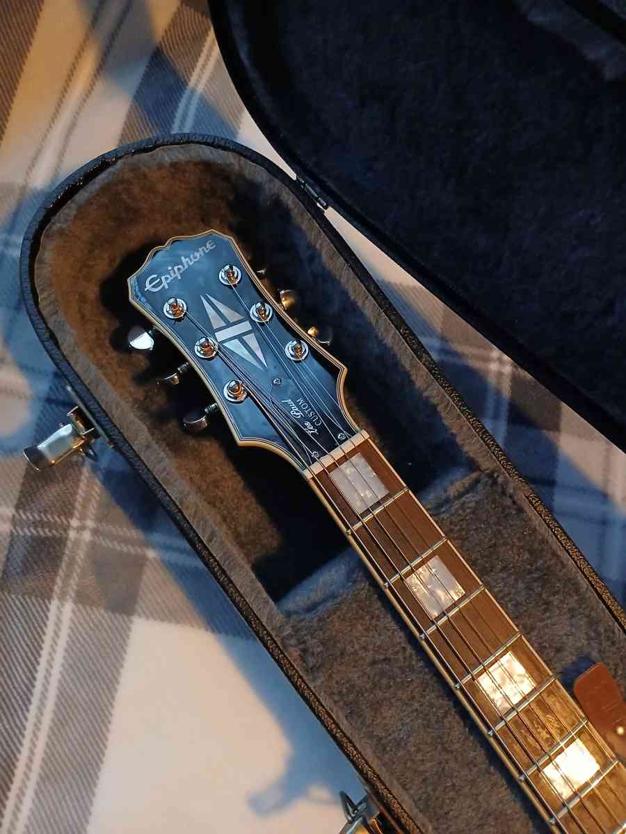 Epiphone Les Paul Custom