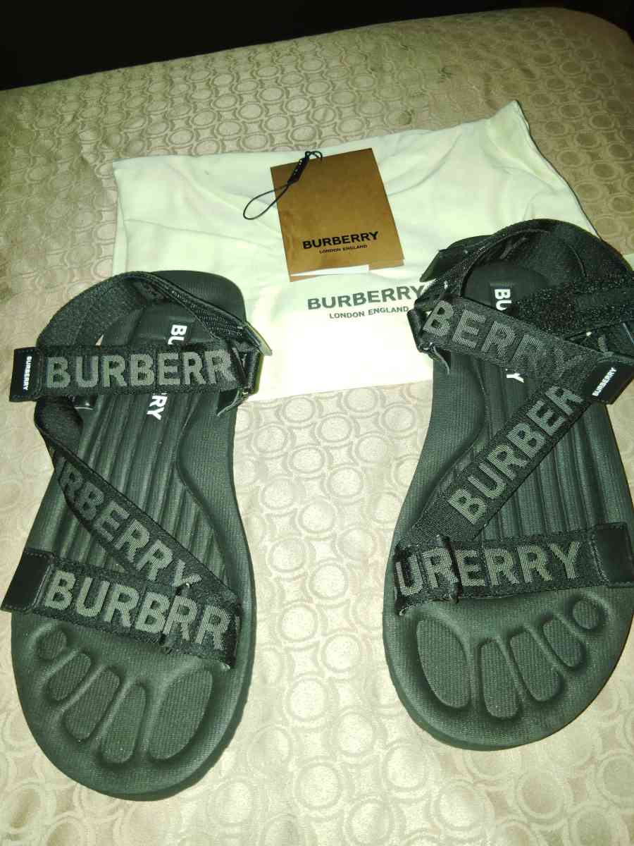 Burberry sandals size 10