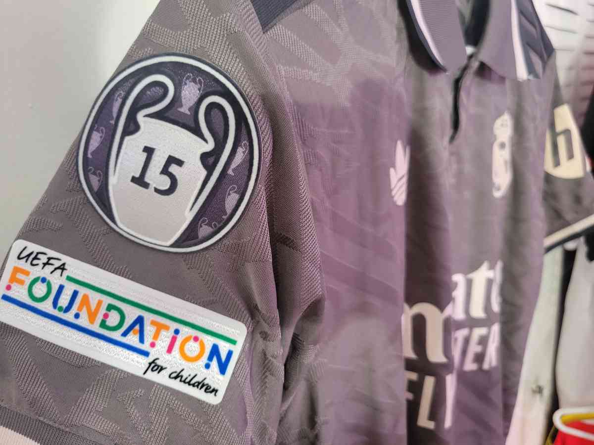 Real Madrid Jersey Soccer 2025 Player Version Size XL 2XL