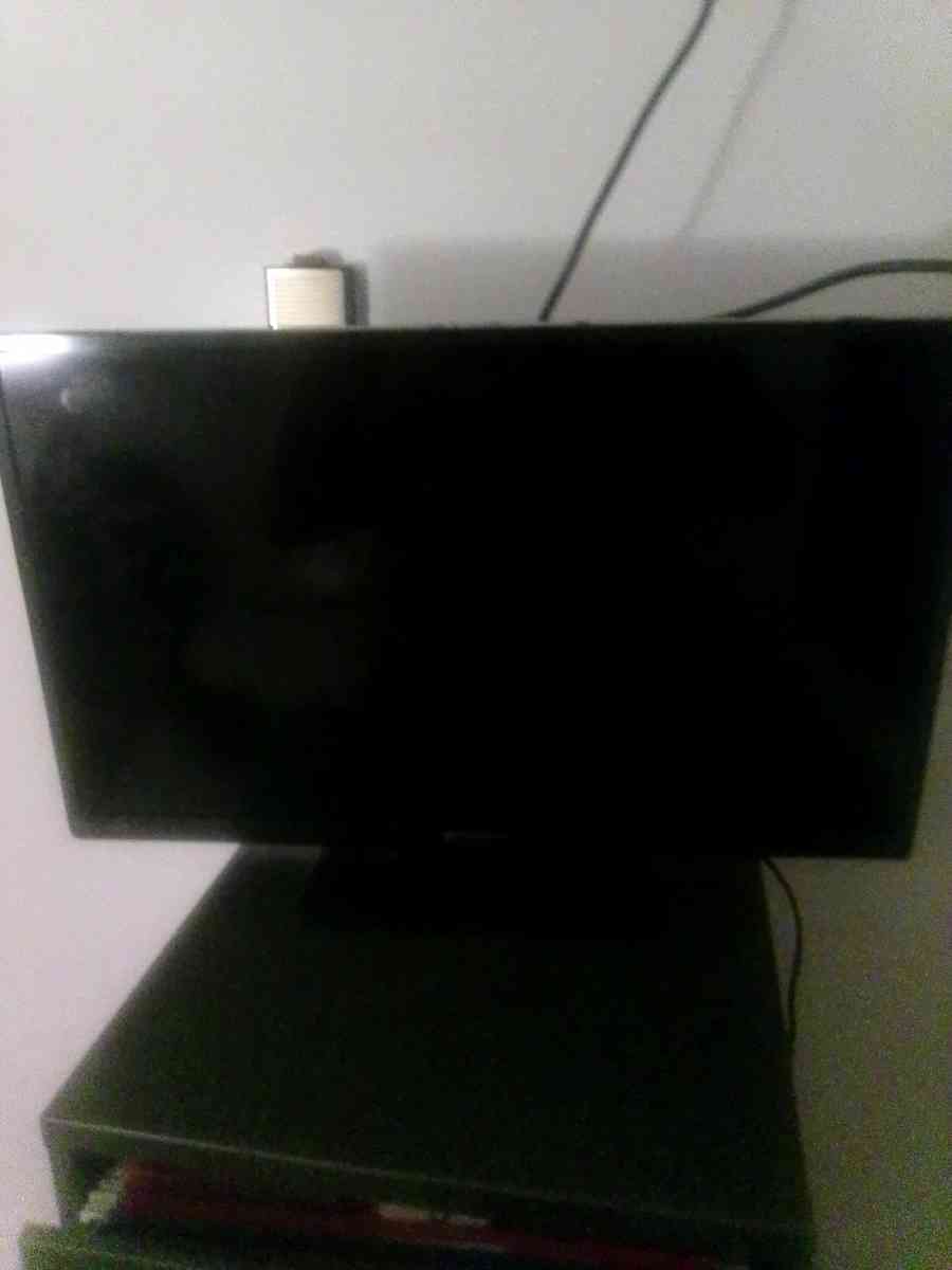 flatscreen tv