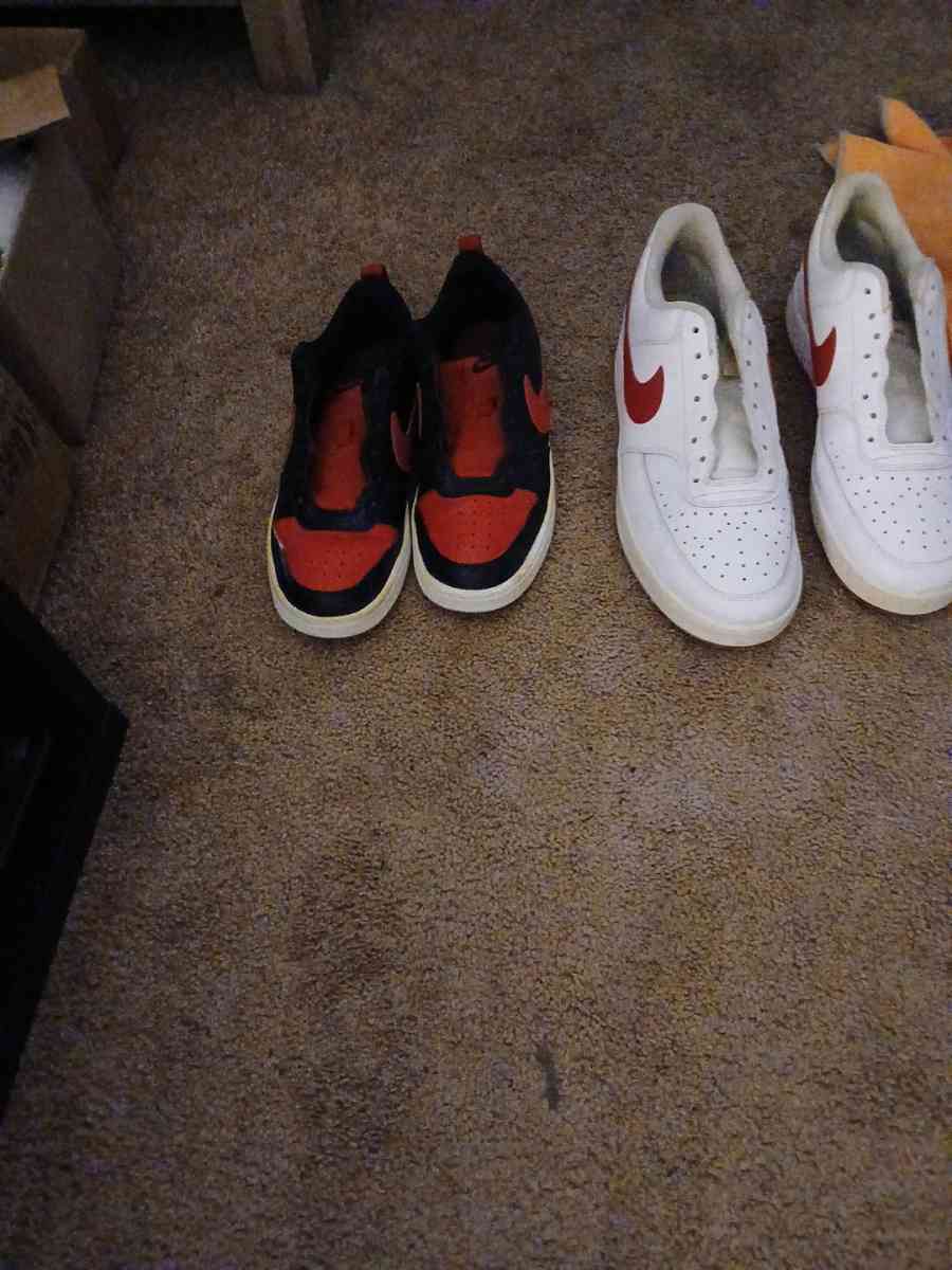 Nikes shoes