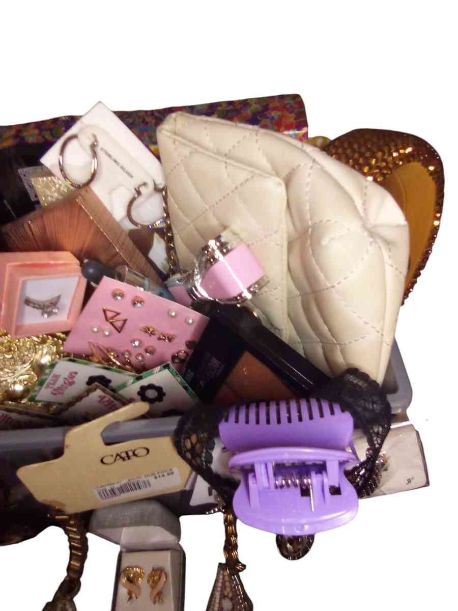 Boxy Charm Beauty Gift Box