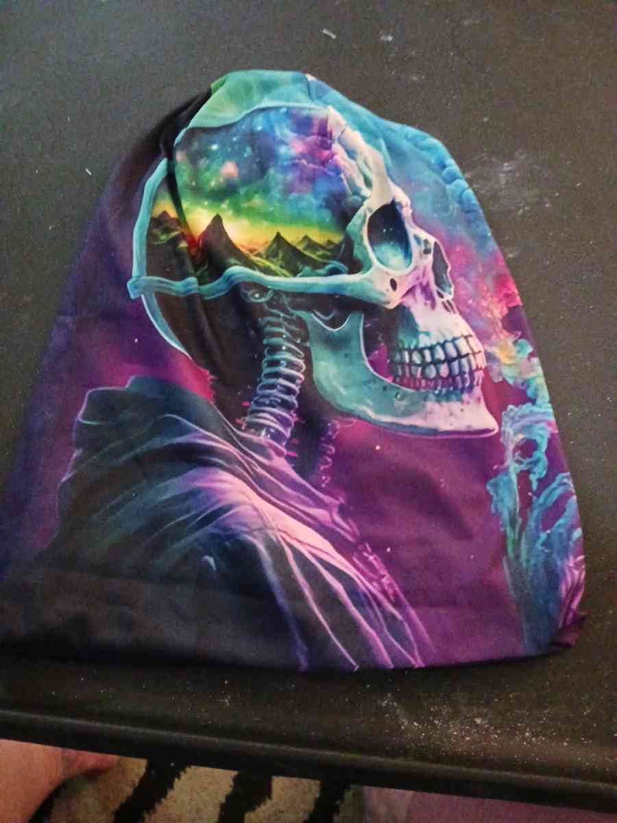 New skull slouchy beanie