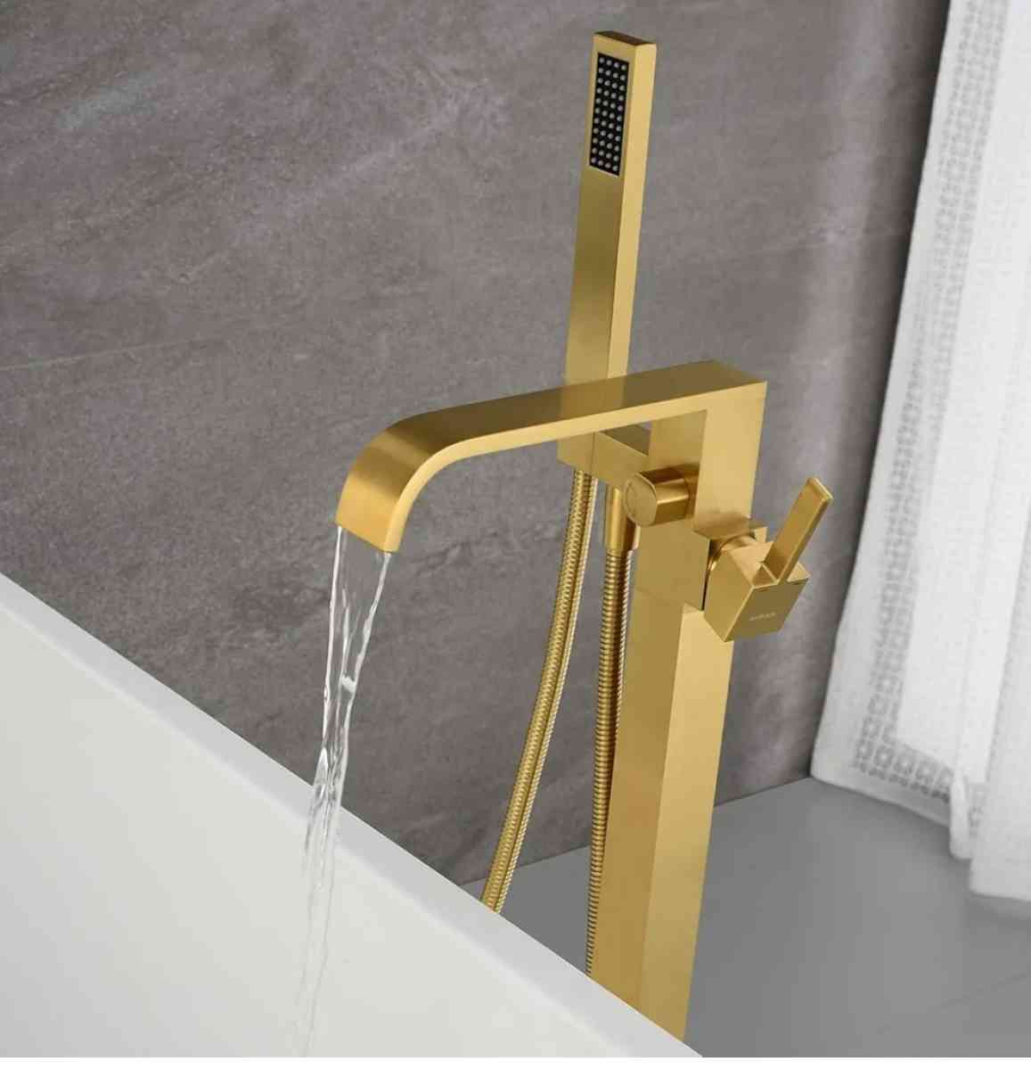 Bathtub Faucet With Brass Handle And Single Handed Shower