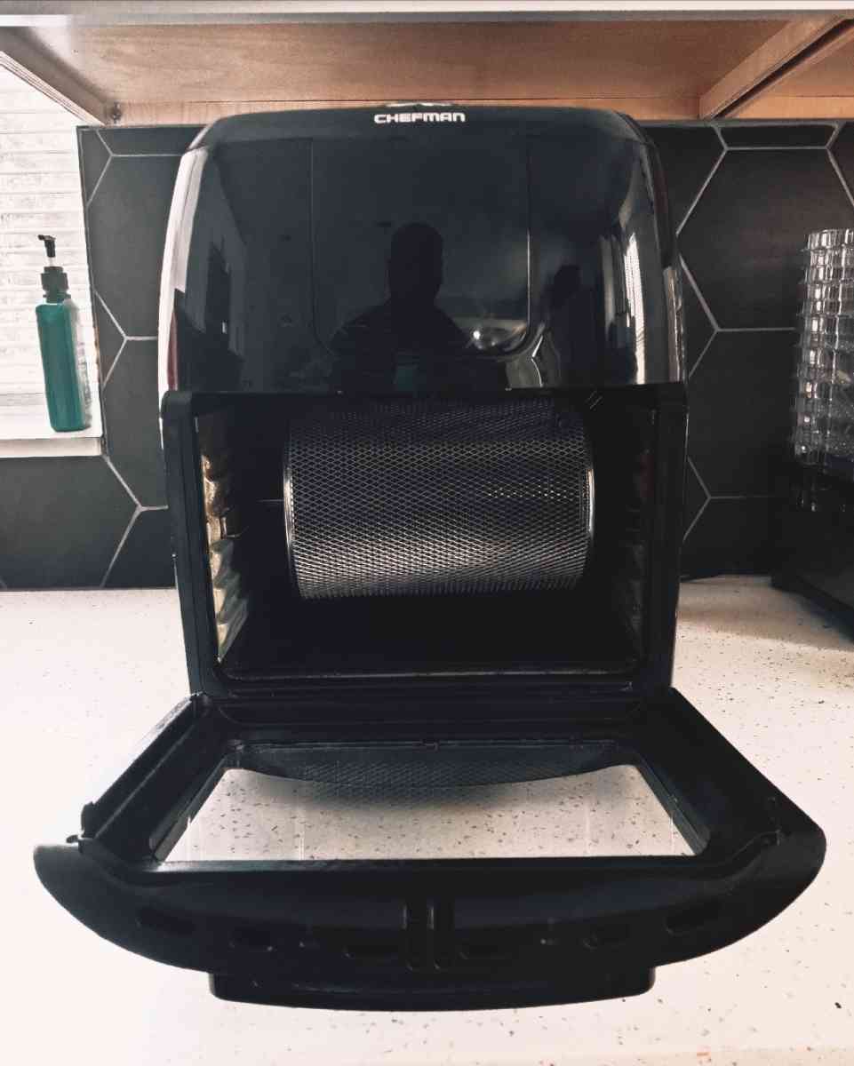 Chefman digital air fryer  rotisserie oven