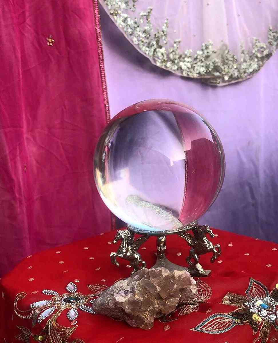 psychic tarot card readings