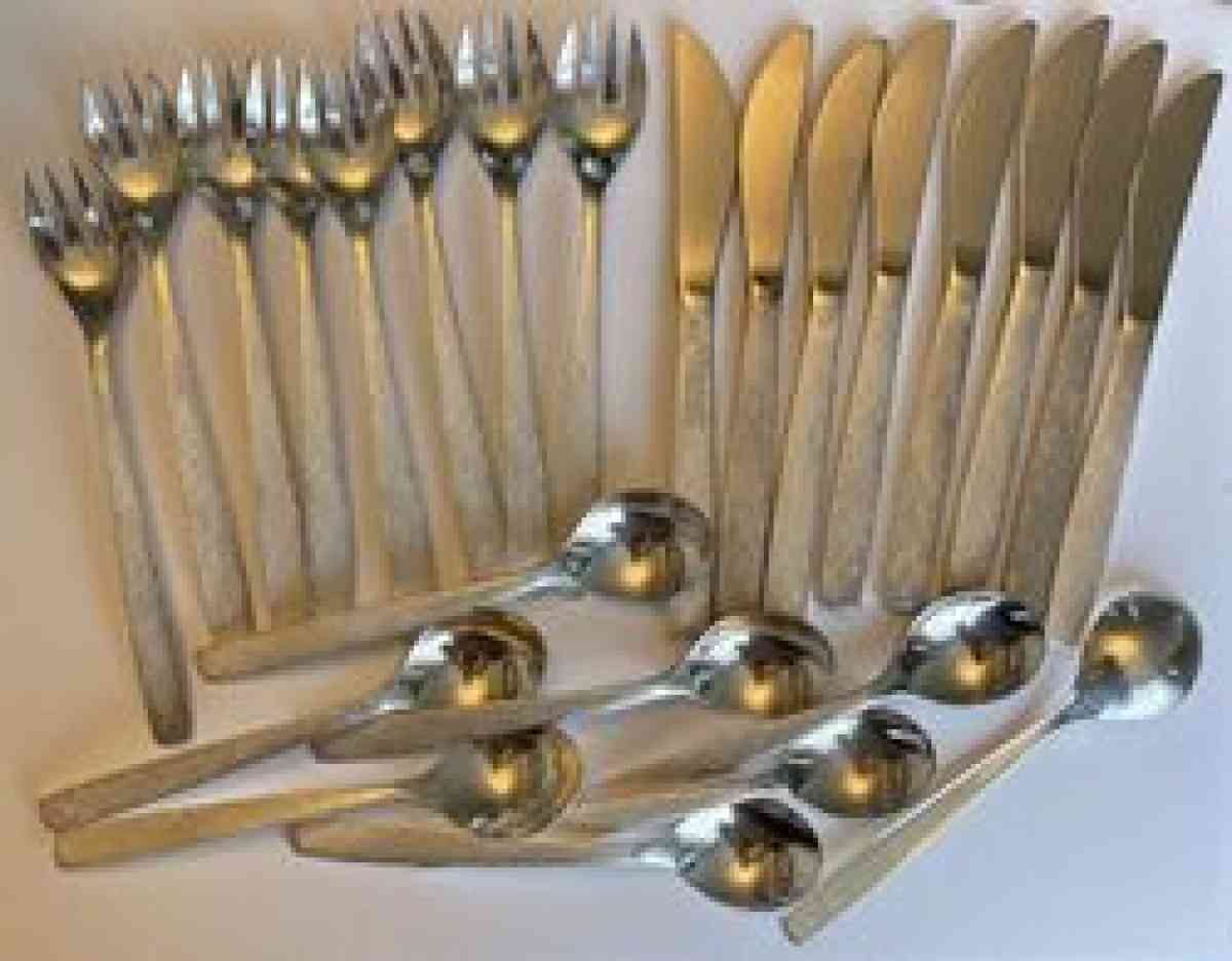 International Silver Company Set