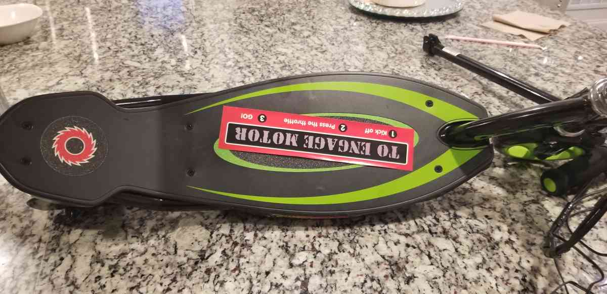 razor core E90 Electric Scooter