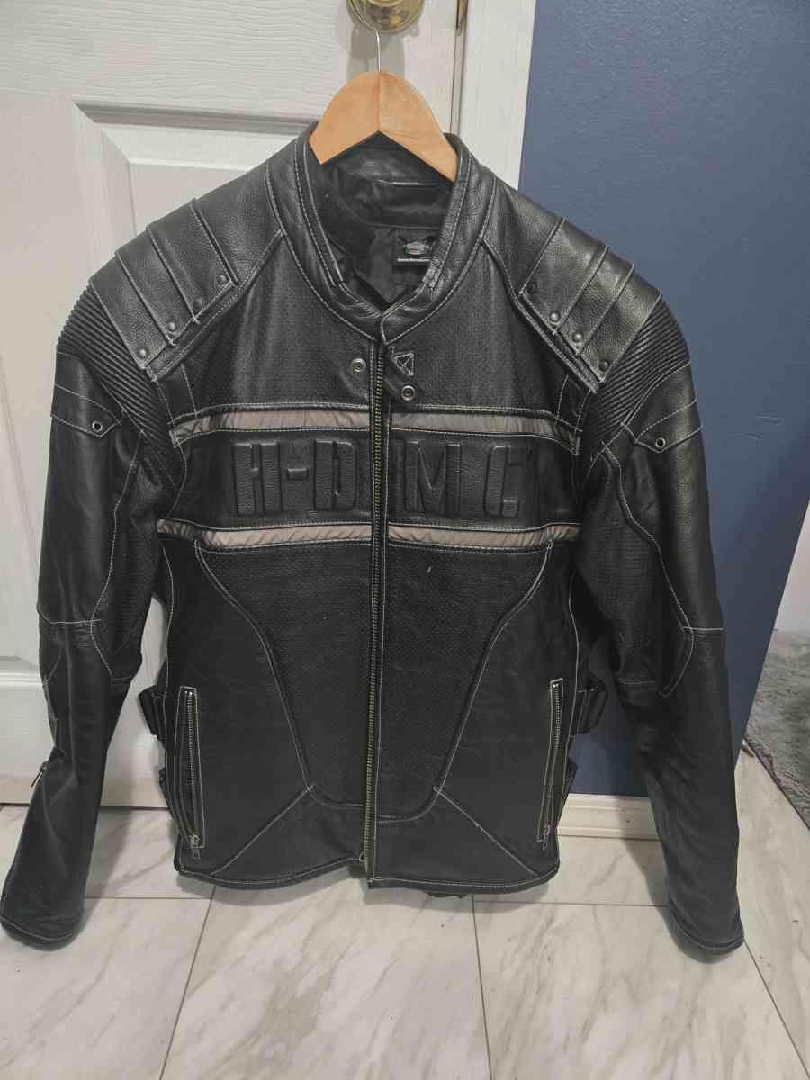 mens HarleyDavidson leather jacket