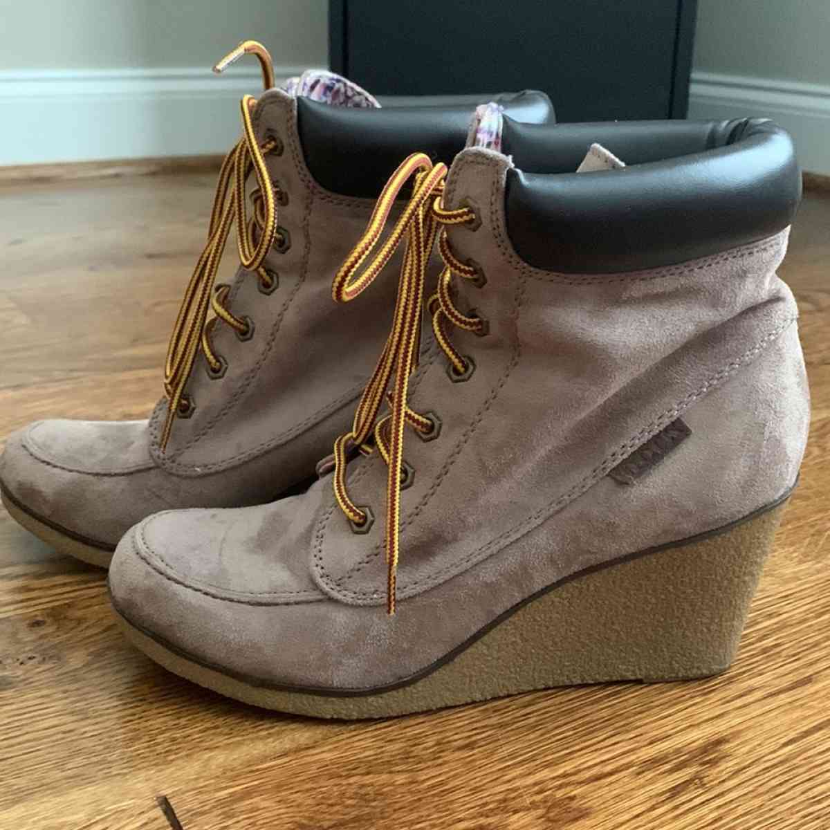 Womens Rock and Candy by Zigi Tan Suede Ankle Boots