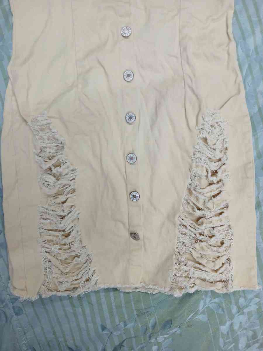 1 piece shirt shirt with factory rips