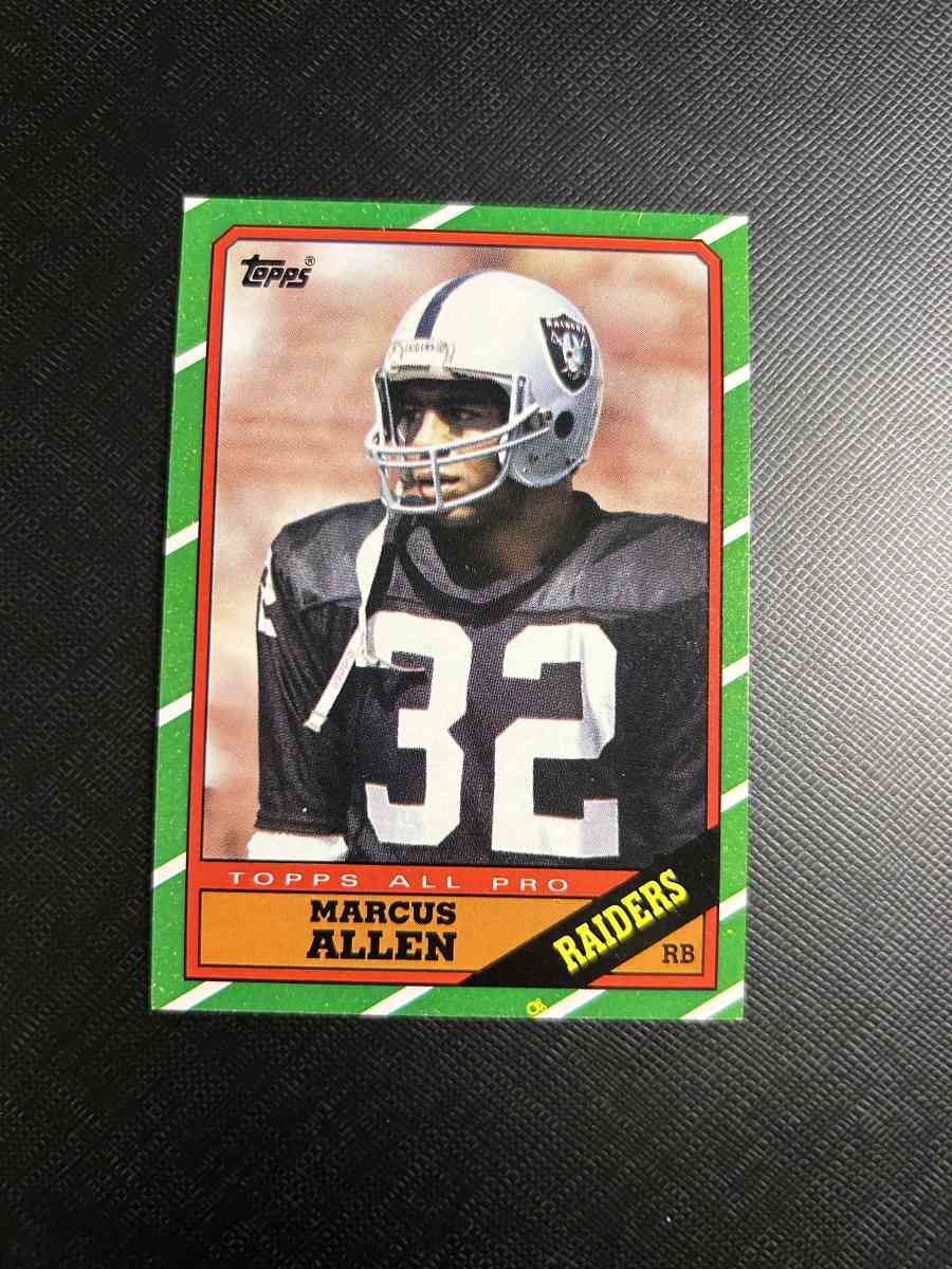 1986 Topps Marcus Allen Football Card