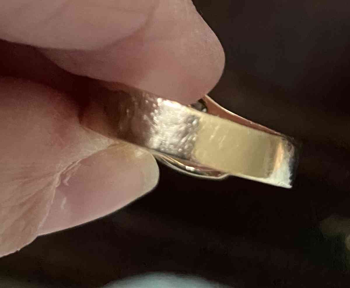 Custom made 14 karat gold diamond ring