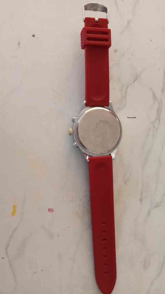 the watch of battery Ferrari