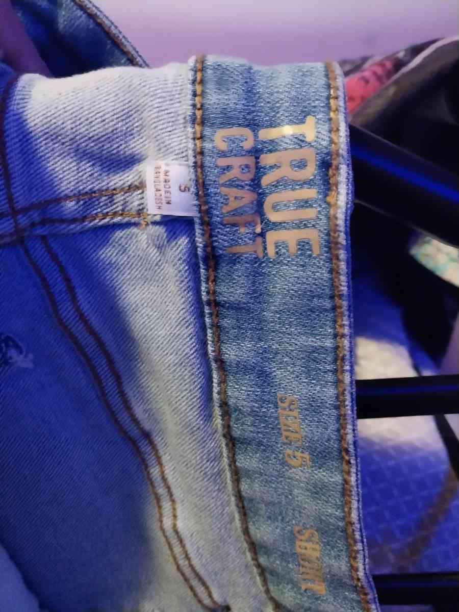 clothes size large to large