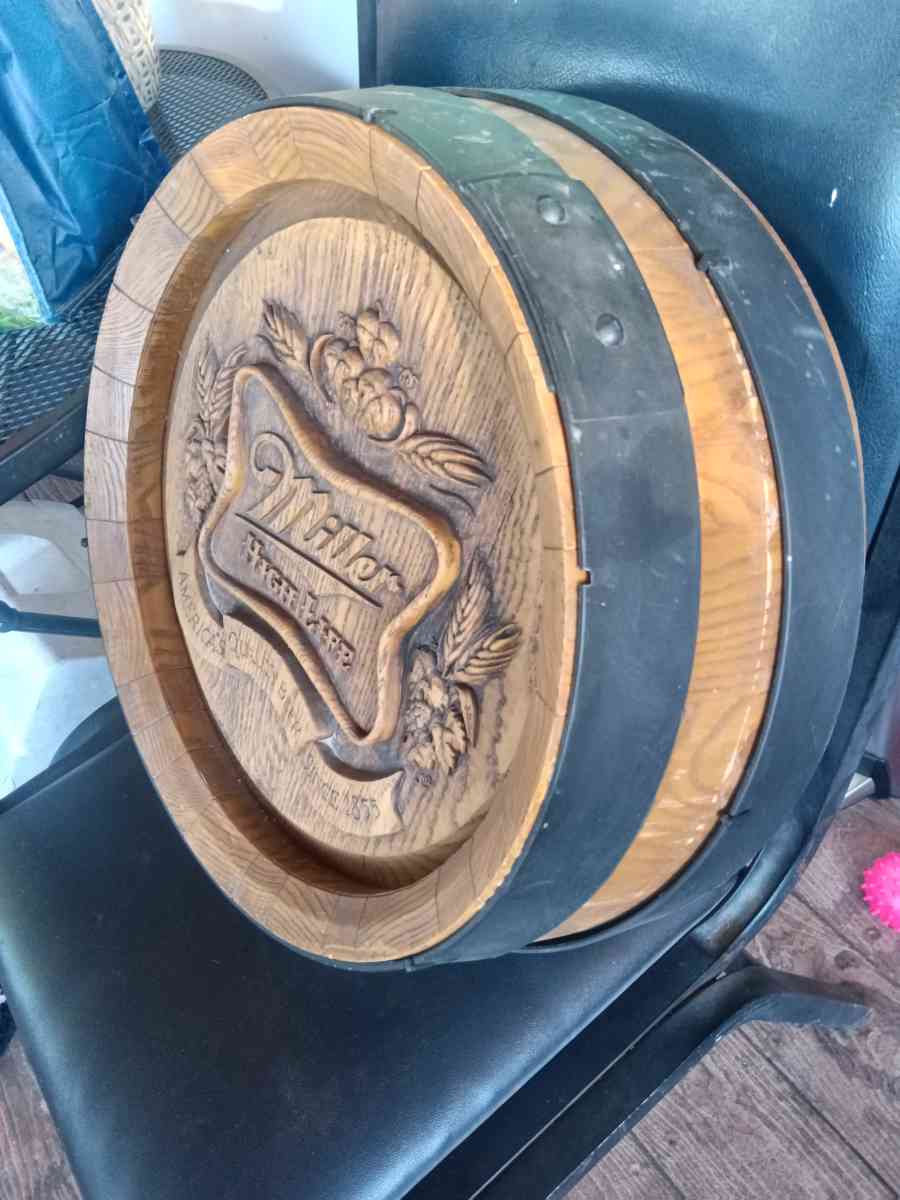 miller light barrell sign