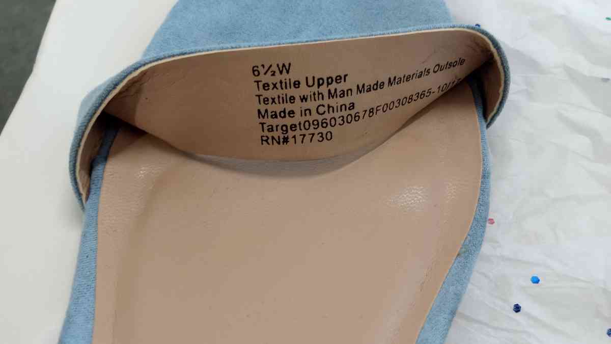 the 2 pair of sheaker for git