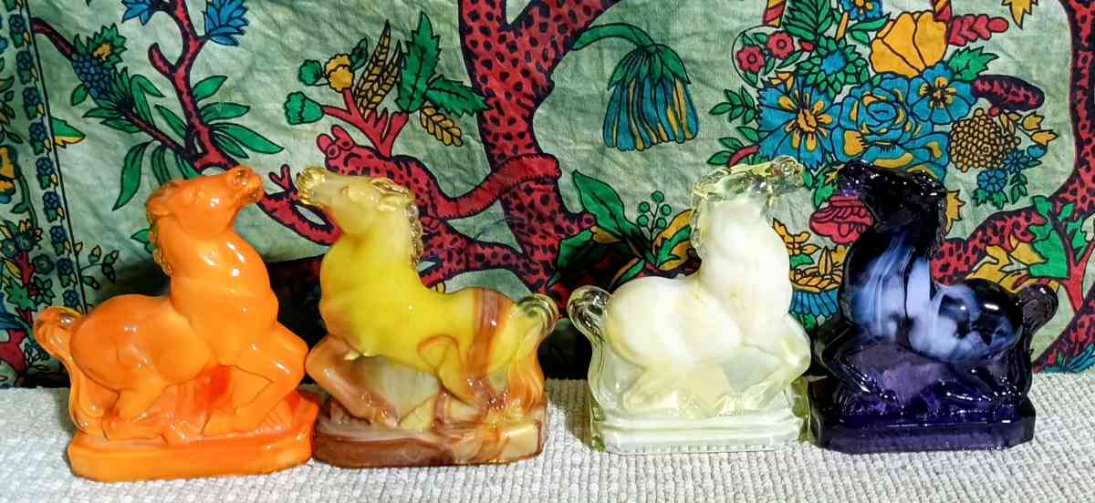 SALE FOR XMAS SHOPPING Vintage Boyds Art Joey the horse