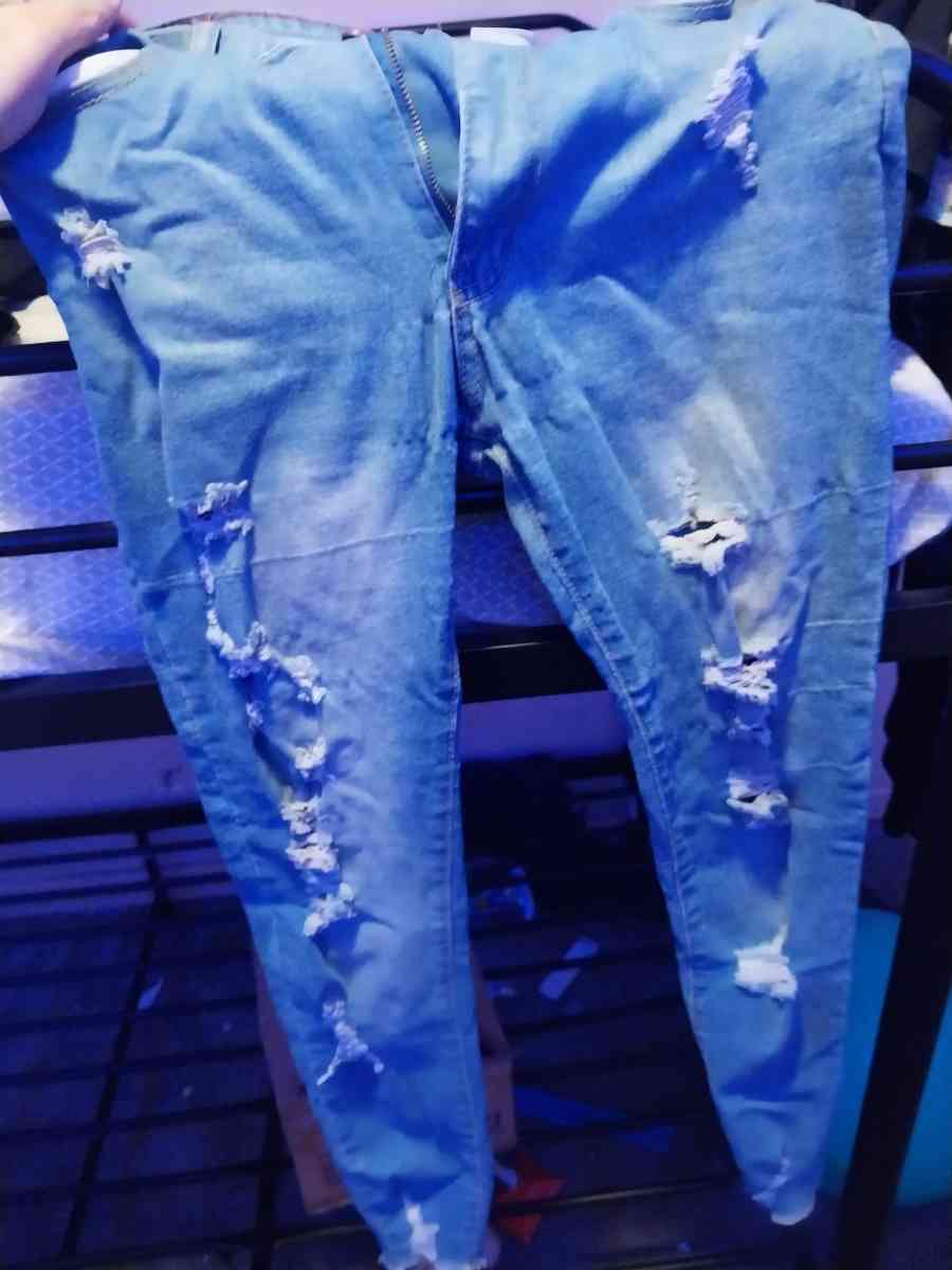 clothes size large to large