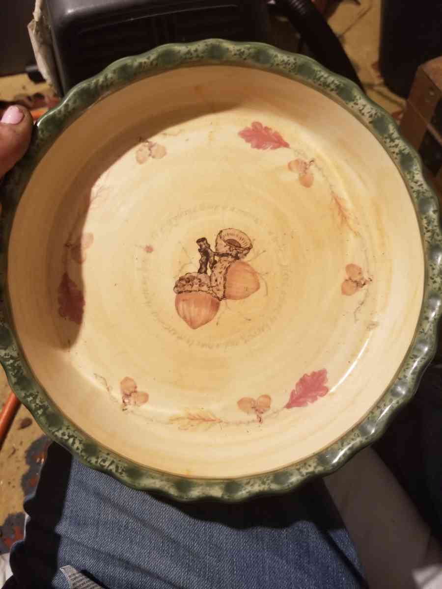 Russ Berrie  Co Pie Plate 10 Multicolor