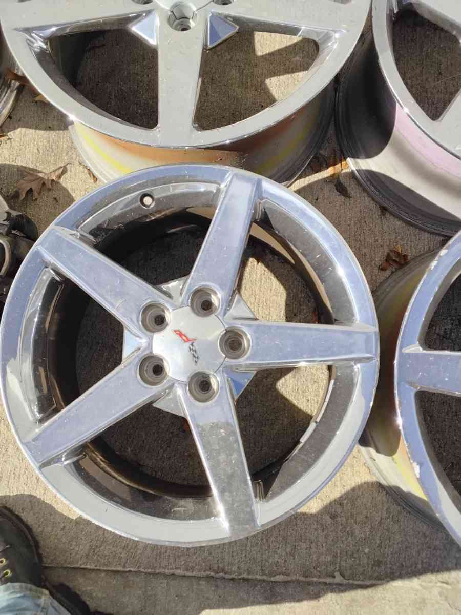Chevy Chrome Corvette C6 OEM Factory Staggered Wheels