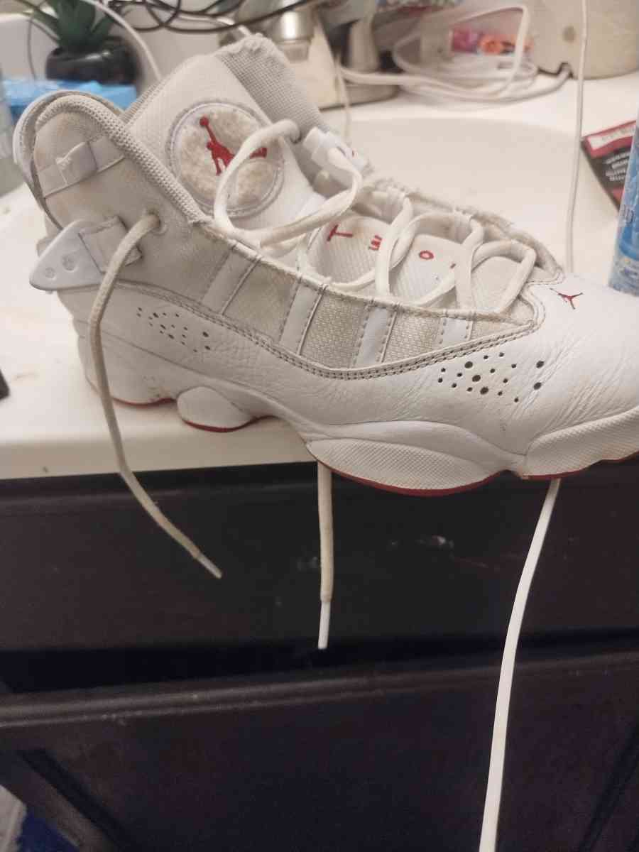 white n red Jordans Ring 6