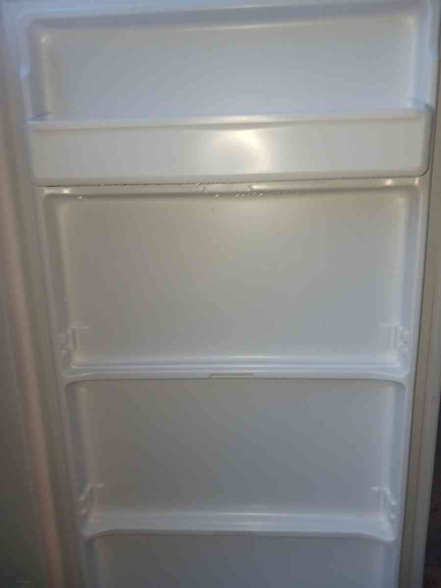 Stand up Freezer