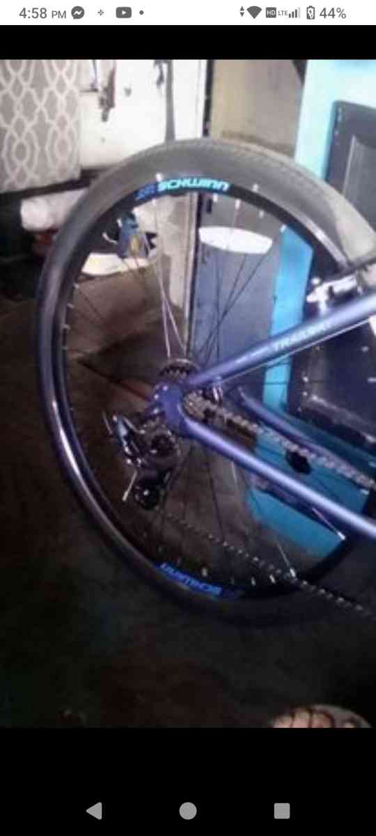 Schwinn trailway 28in mens bike