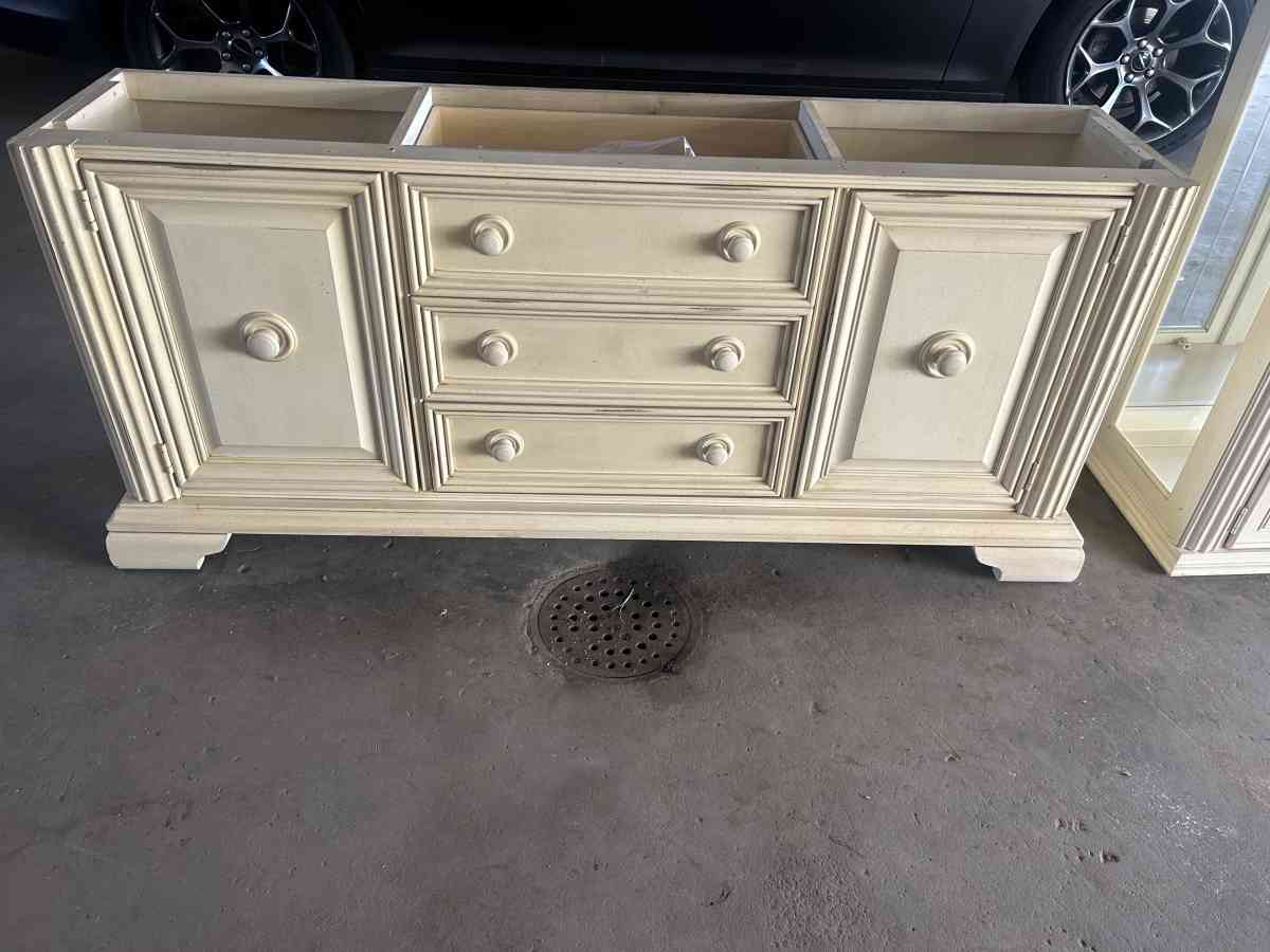 Antique Ashley Curio Cabinet