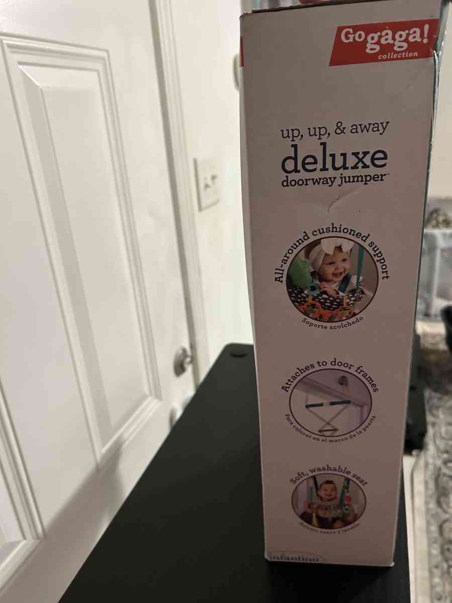 Inflantino Door Jumper