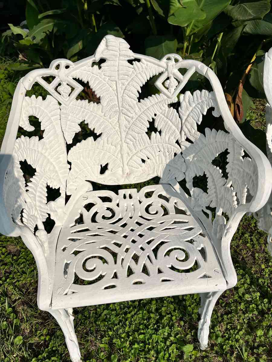 Outdoor Chairs