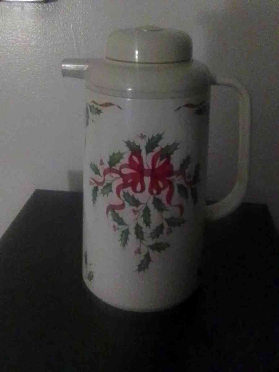 mistletoe Christmas Thermos with bow