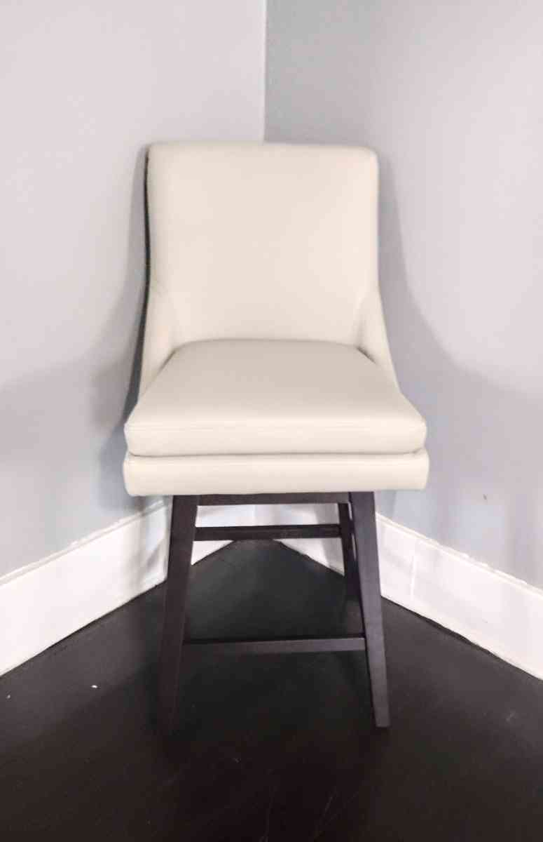 Lissa Light Gray Faux Leather Swive rCounter Stool Set