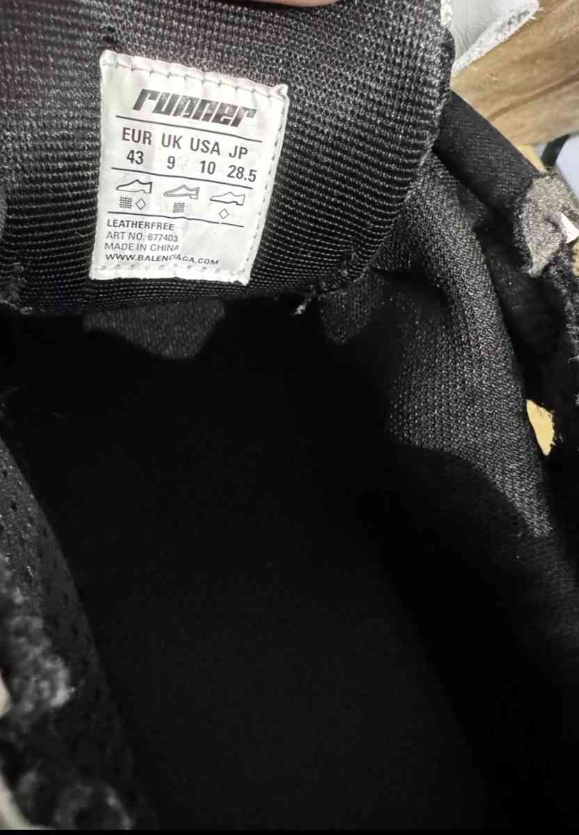 black balenciaga runner sneakers