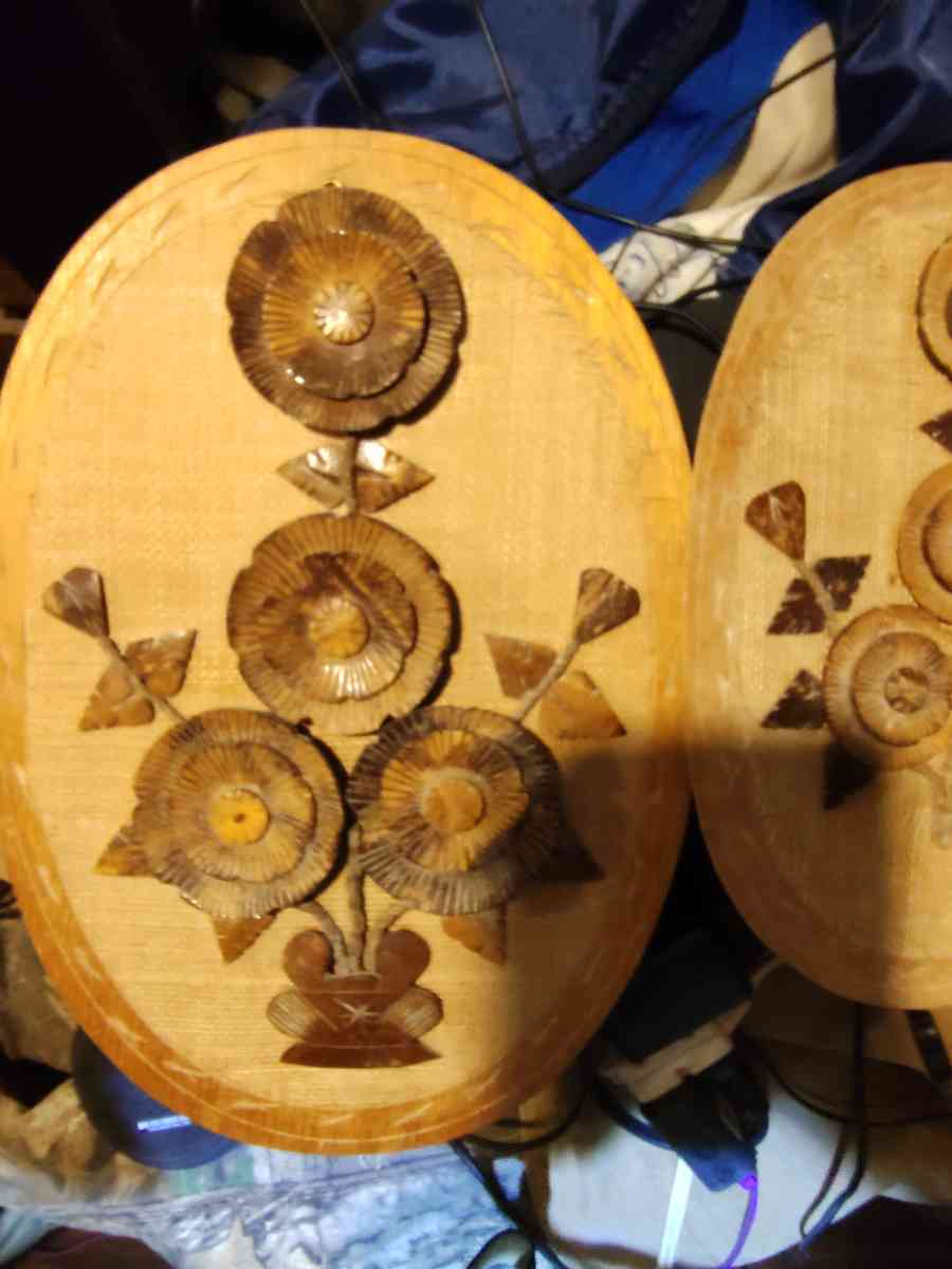 set of 2 3D handmade and carved Made in Philippines