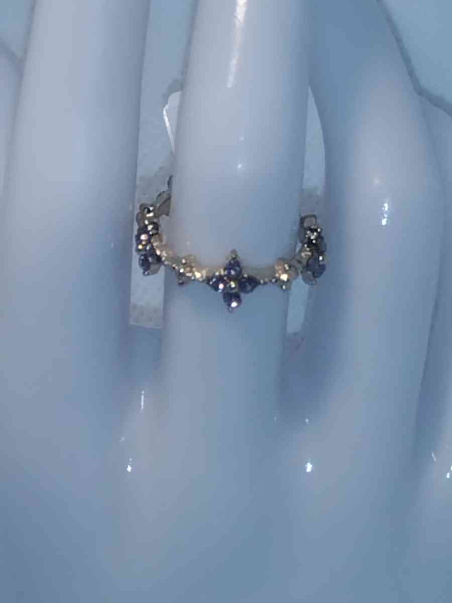 Crown of Flowers Ring