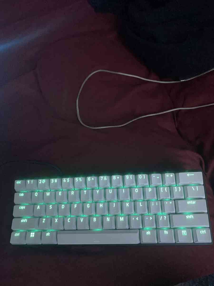 Razor Huntmans limited edition keyboard