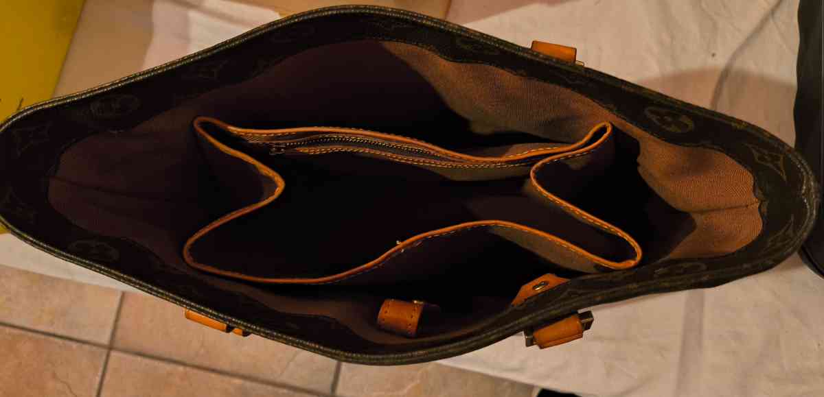 Louis Vuitton Vintage Handbag