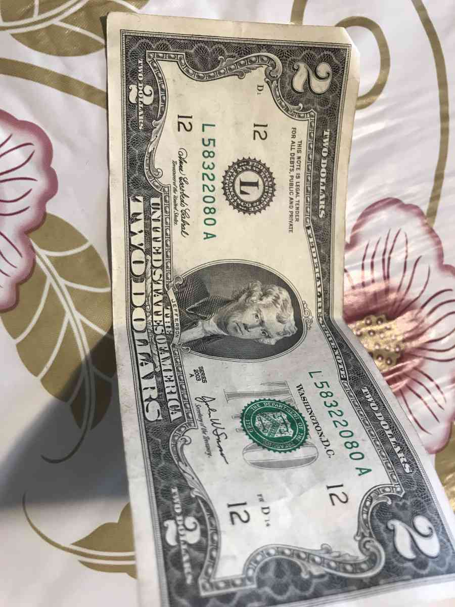 2 Dollar Bills