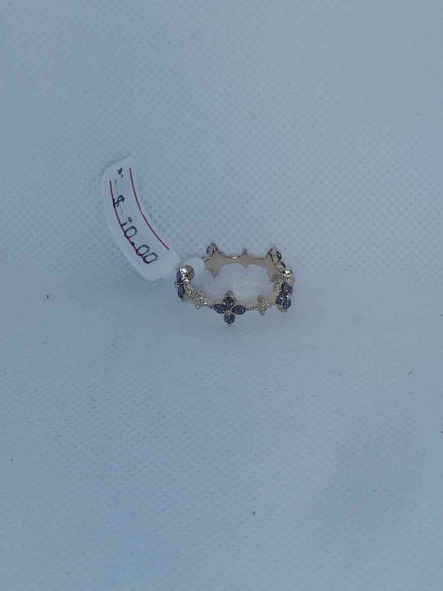 Crown of Flowers Ring