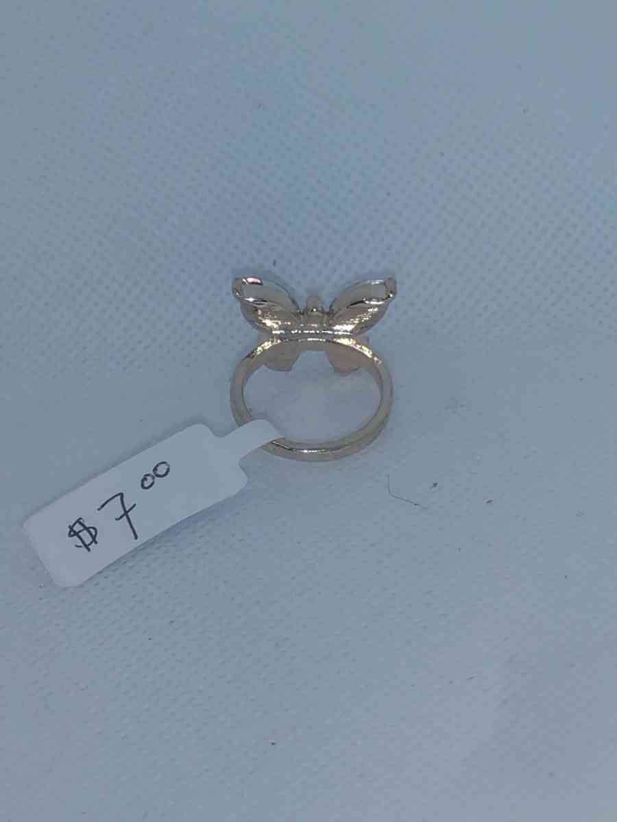 Pink White Butterfly Chic Rhinestone Ring