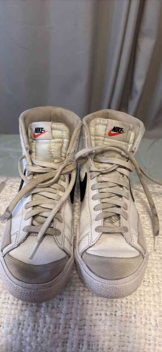 Nike blazers sneakers