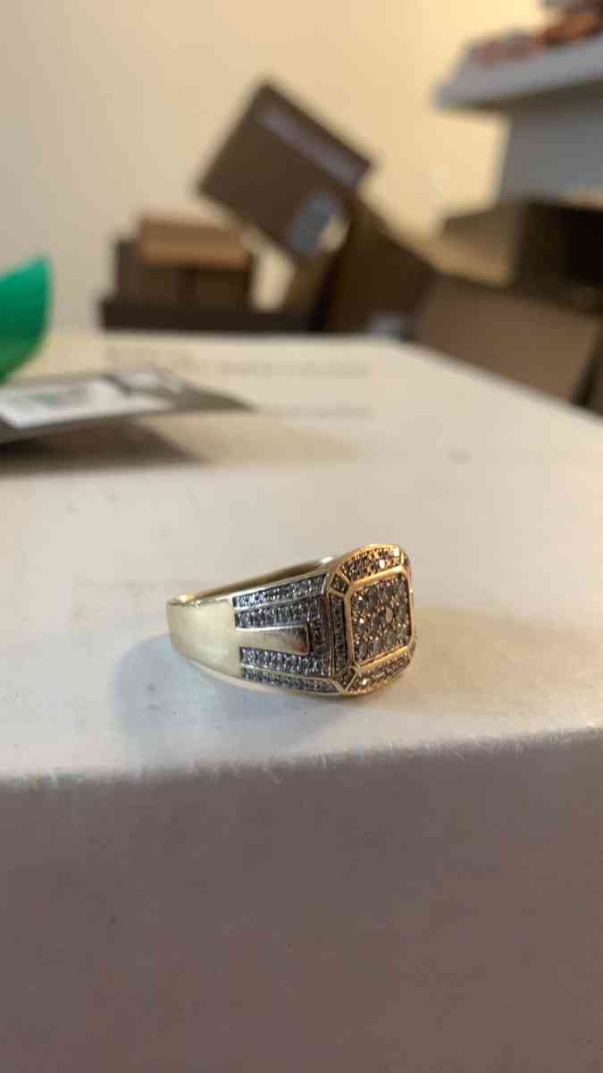 10 Karat diamond pinky ring