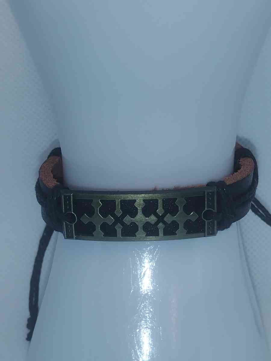 Crossed Black Leather Bracelet VCB