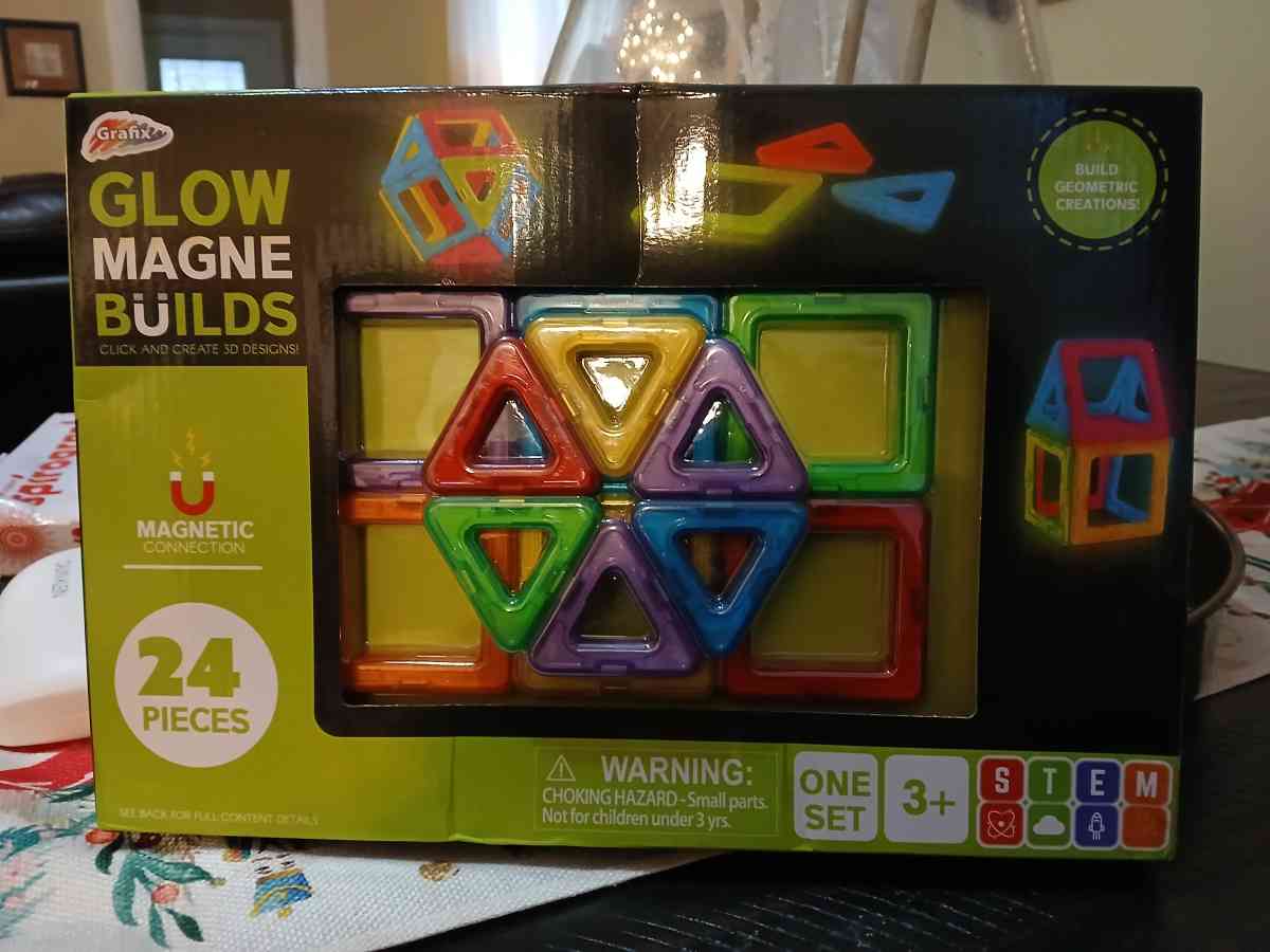 Glow Magne Builds 24 pieces set
