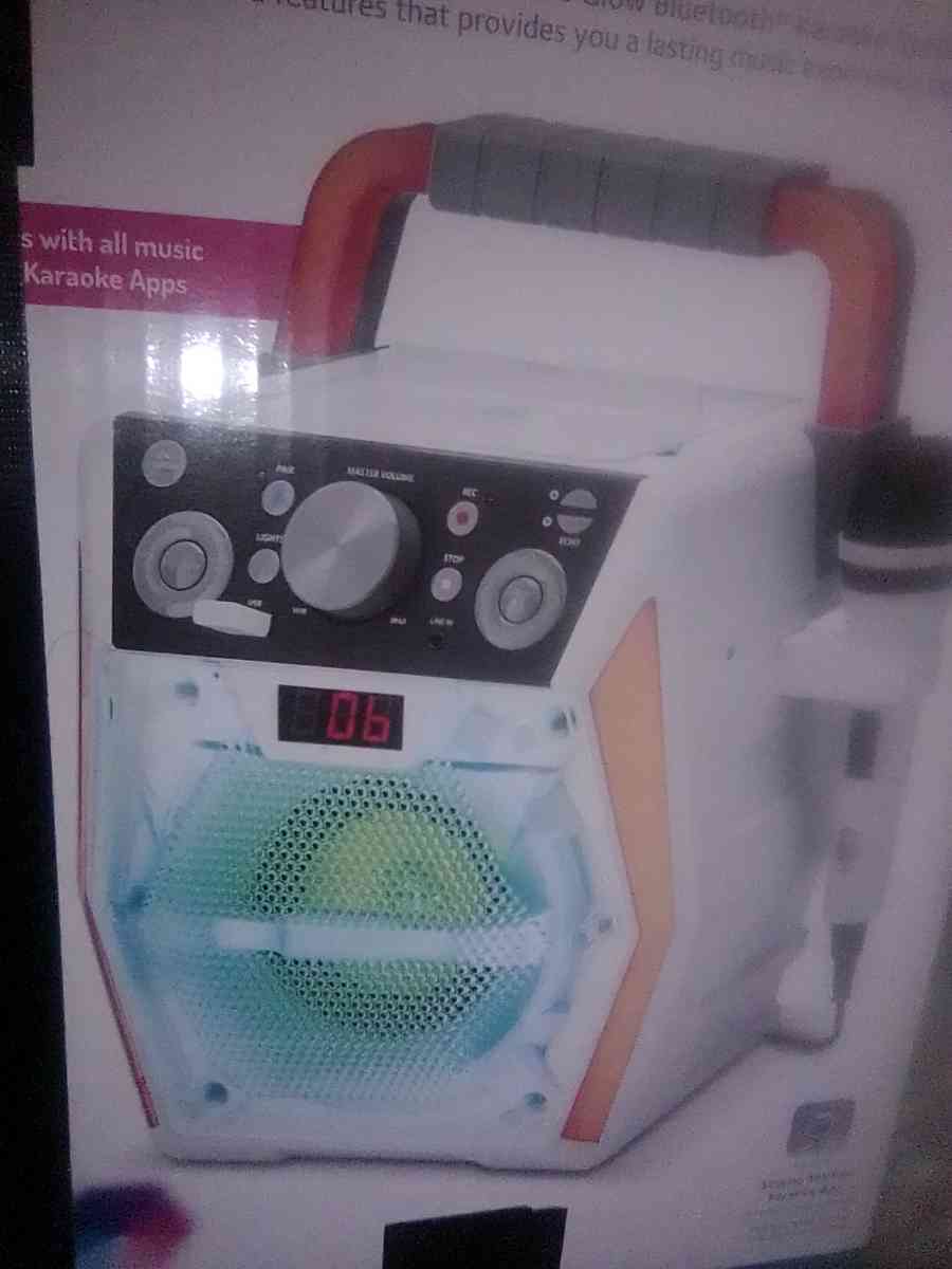 Singing Machine Karoke Machine