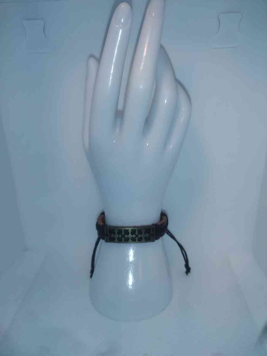 Crossed Black Leather Bracelet VCB