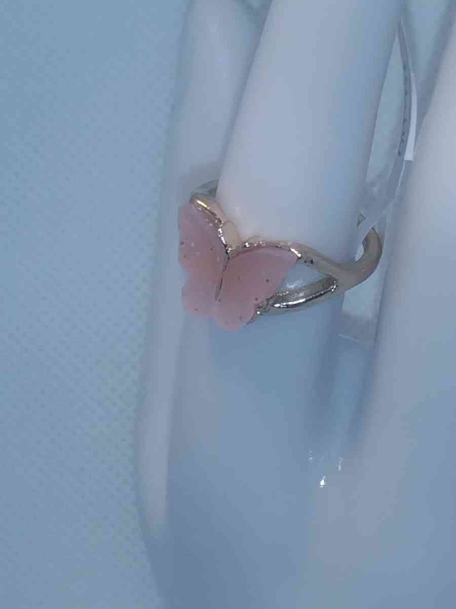 Butterfly Sparkles Chic Rhinestone Ring