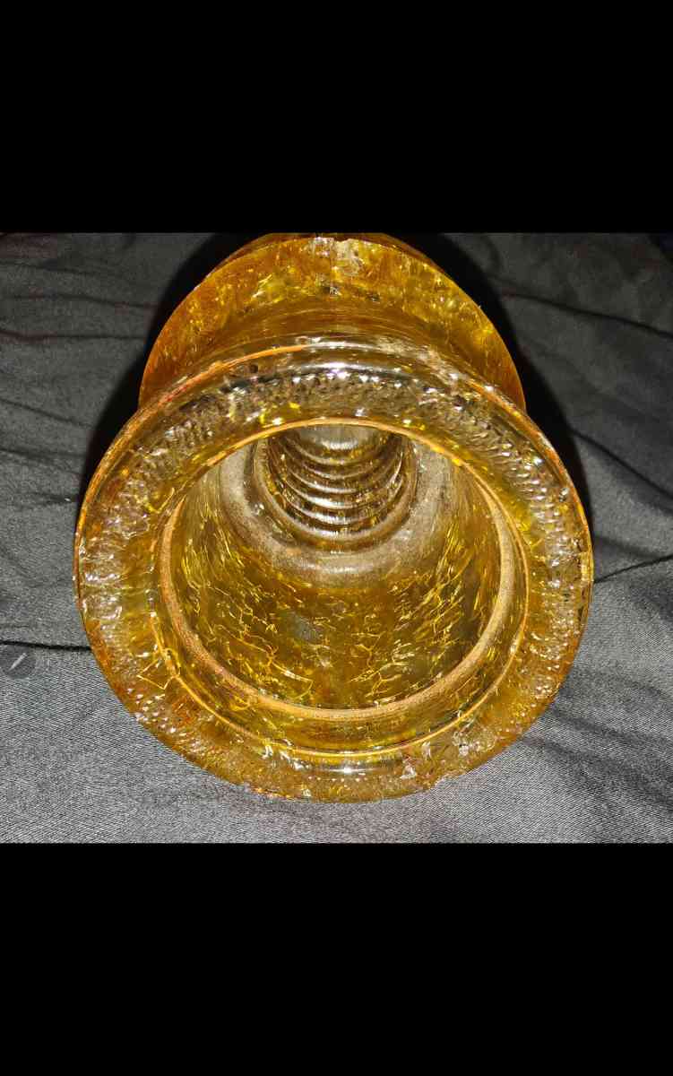 Hemingray 17 Yellow crackled glass insulator
