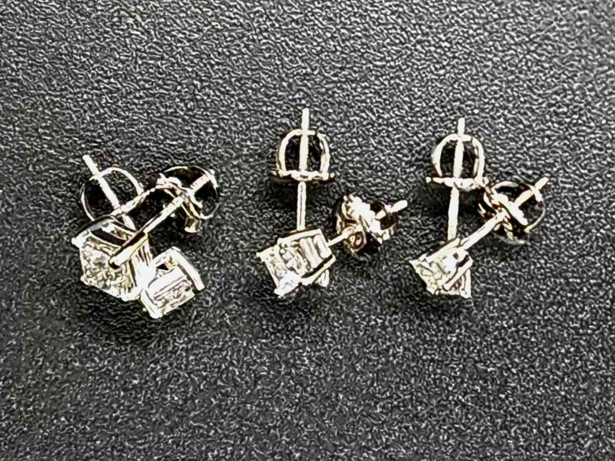 3 Pairs Natural Diamond Earings